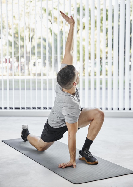 hip flexor stretch to fix back pain